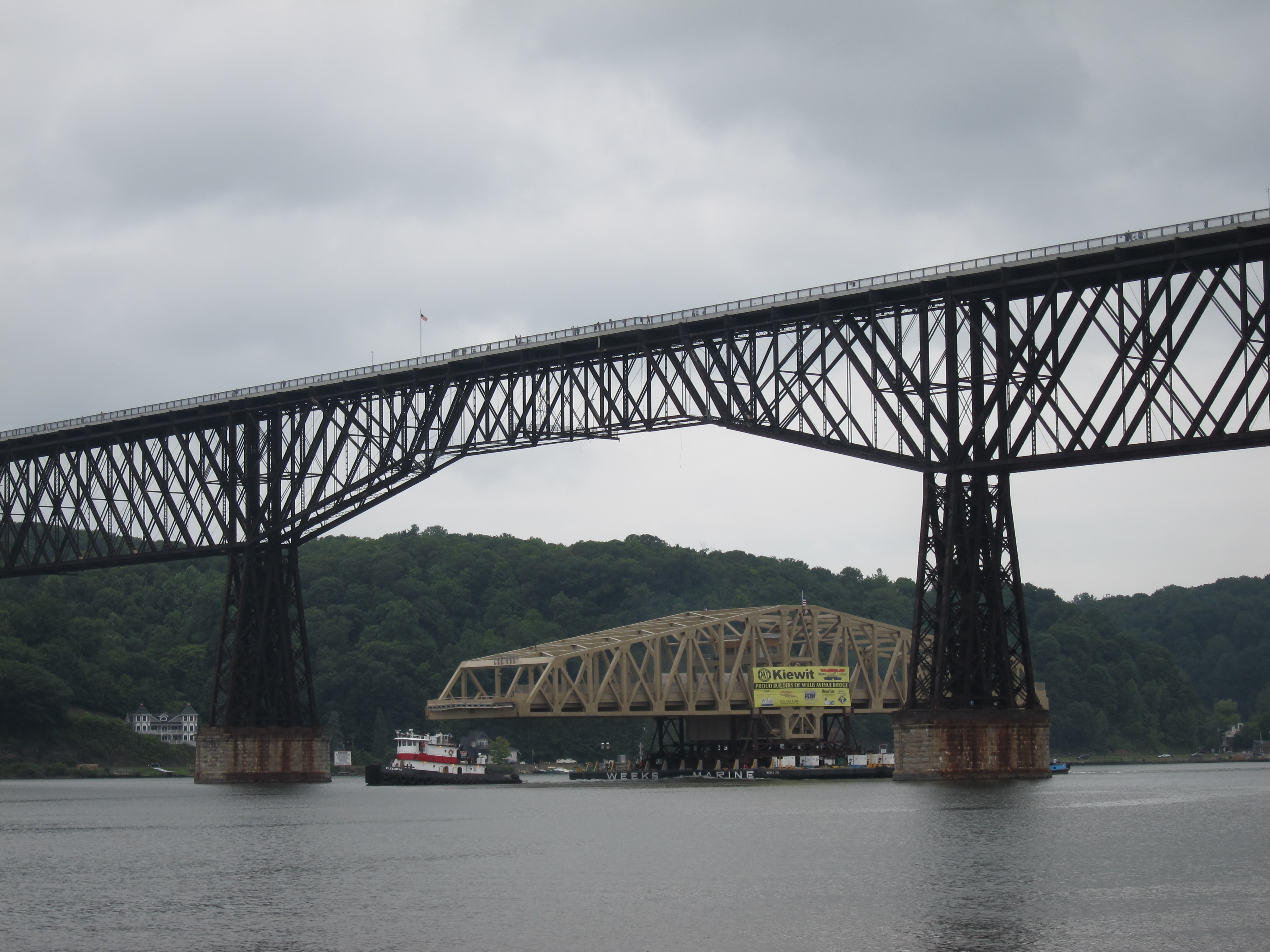 Willis Ave Bridge being towed downstream