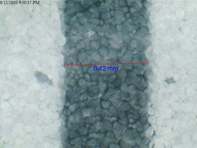 Kindle e-ink screen at 400x magnification
